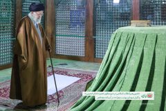 حضور رهبر انقلاب در مرقد امام خمینی ره