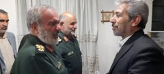 دیدار جانشین فرمانده سپاه پاسداران با خانواده شهدا