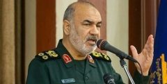 🔴 سرلشکر سلامی: دست متجاوزان ‌را قطع می‌کنیم