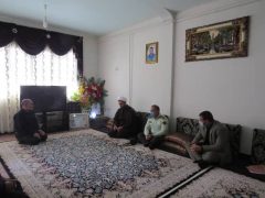 دلجویی فرمانده انتظامی دلفان از خانواده شهید والامقام “علی حاتمی