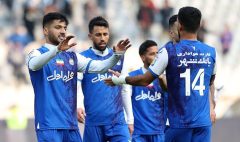 استقلال ، ملوان را گلباران کرد
