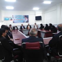 دیدار کارکنان و ریاست کمیته امداد با فرماندار دلفان