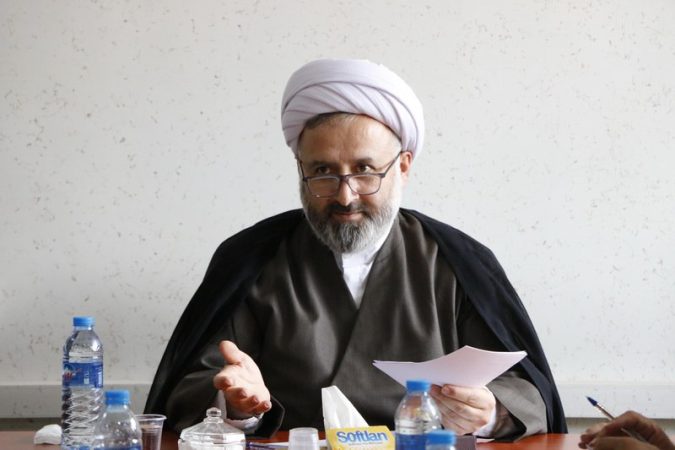 بازدید رئیس دادگستری لرستان از حوزه‌های قضایی و ازنا